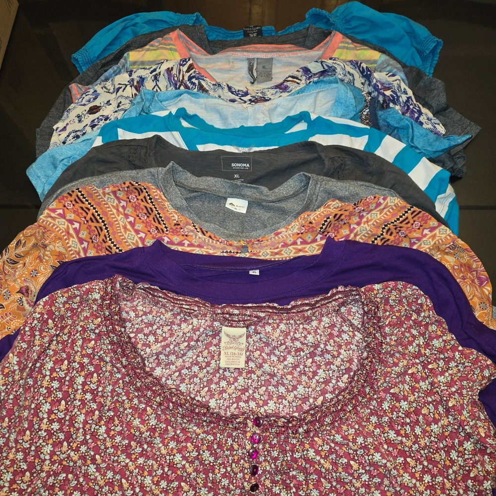 Lot of 11 Womens Short Sleeve Tops XL Sonoma Faded Glory Floral Striped Casual